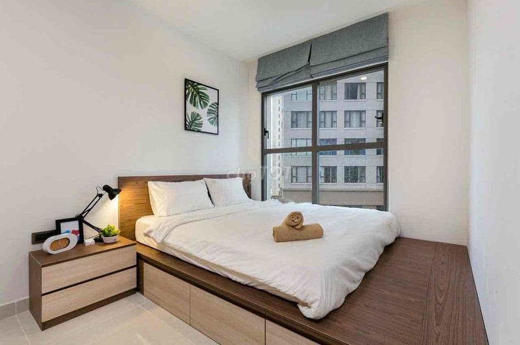 Căn hộ Saigon Royal studio rộng đầy đủ nội thất