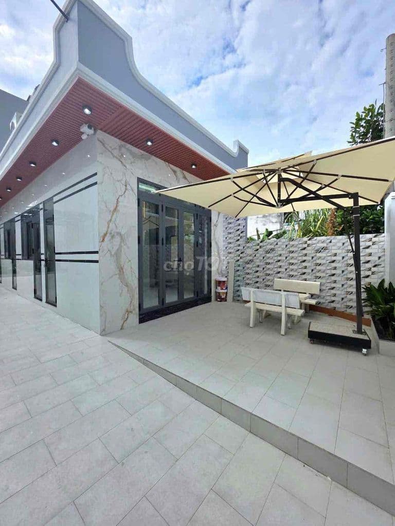 NHÀ PHỐ SÂN VƯỜN THOÁNG MÁT KDC HUỲNH TẤN PHÁT - ĐƯỜNG XE HƠI TỚI NHÀ - Ảnh 2