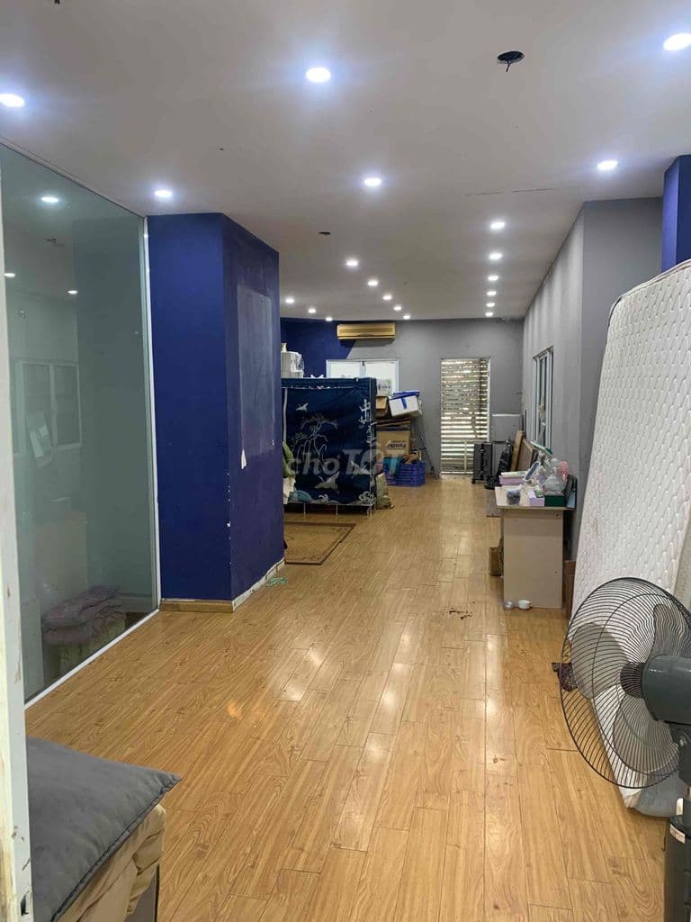 Cho thuê sàn tầng 2 75m2- giá 6tr/1 tháng-Hoàng Văn Thái