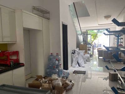 CHO THUÊ SHOPHOUSE 3 TẦNG: ĐƯỜNG MÊ LINH