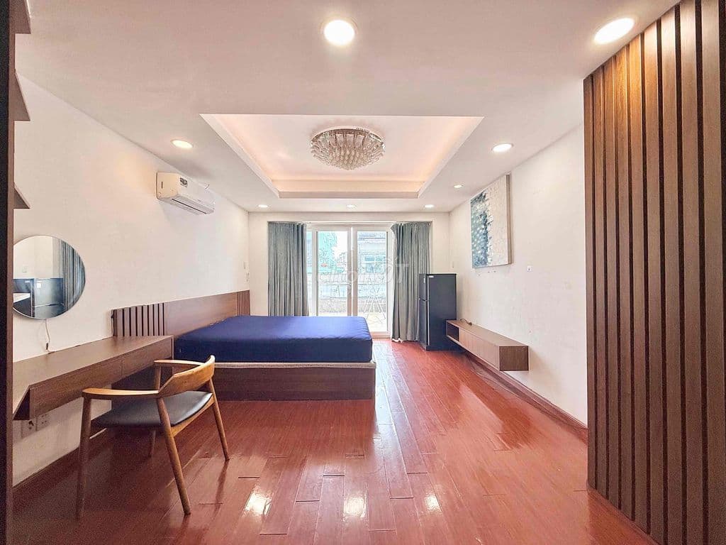 Căn hộ cho thuê dạng tách bếp có Balcon