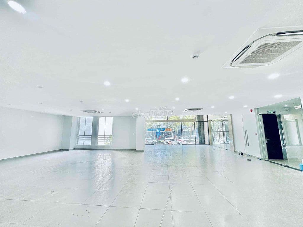 CHO THUÊ TOÀ BUILDING 1800m2 MỚI HOÀN CÔNG TẠI TRUNG TÂM QUẬN 1 - Ảnh 3