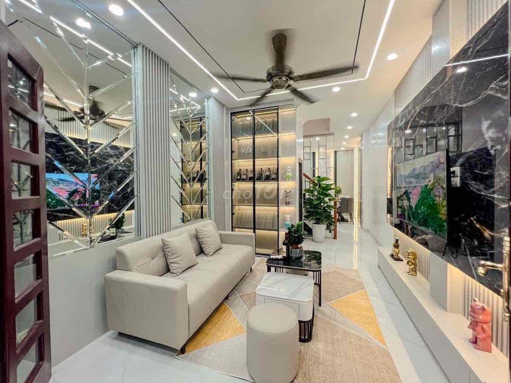 MINH KHAI - NGÕ THÔNG - GẦN BÃI XE OTO, CHỢ, TRƯỜNG HỌC - Ảnh 2