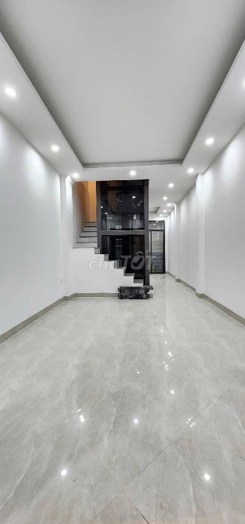 Trần Khát Chân - 5 tầng 6PN thang máy - Xây mới - 20m ô tô - 2 thoáng