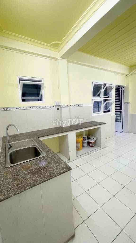 lầu 3- 56m2- 2pn - Ảnh 2