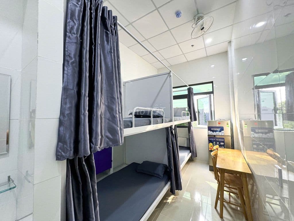 KTX nam cao cấp full tiện nghi NGAY SAU ĐH NGÂN HÀNG 400m - Ảnh 2