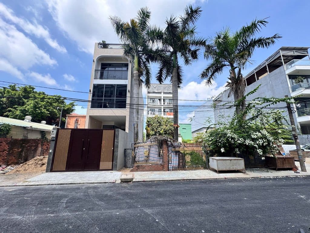 NHÀ ĐẸP GẦN VẠN PHÚC- KHU ĐỒNG BỘ CAO TẦNG - ĐƯỜNG THÔNG KINH DOANH - Ảnh 2