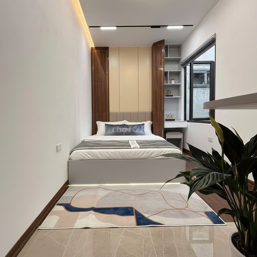 Cần gấp nhà Tôn Đức Thắng, giá mềm, nhà đẹp, ở thoáng, xe SH quay đầu - Ảnh 2