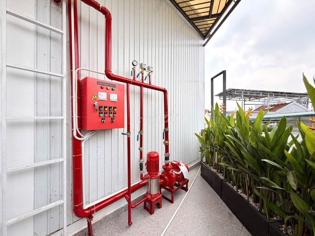 Bán căn hộ dịch vụ 2 mặt tiền Nguyễn Thượng Hiền doạnh thu 90tr/tháng