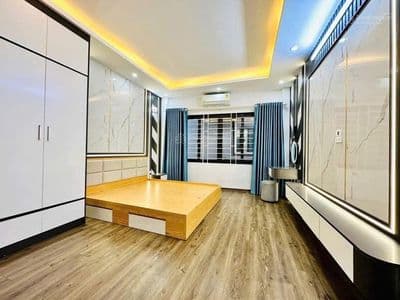 Ngọc Khánh, thang máy, ngõ ô tô thông, 2 thoáng, full NT, ở ngay, 43m2