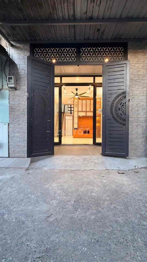 QUÁ RẺ NHÀ 2 TẦNG -DT 4x13- BÌNH HƯNG HOÀ - HẺM XE TẢI - CHỈ HƠN 3 TỶ