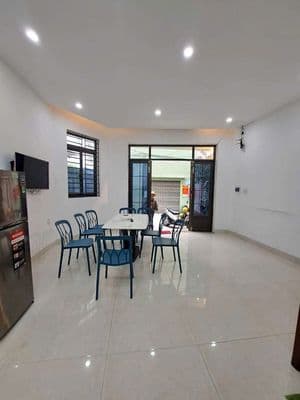 CHO THUÊ NHÀ 3 TẦNG: ĐƯỜNG TẠ HIỆN - 3 PHÒNG - 3WC - ĐỦ NỘI THẤT