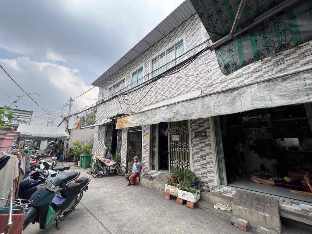 Bán Dãy Nhà Trọ 12 x 20 hẻm thông