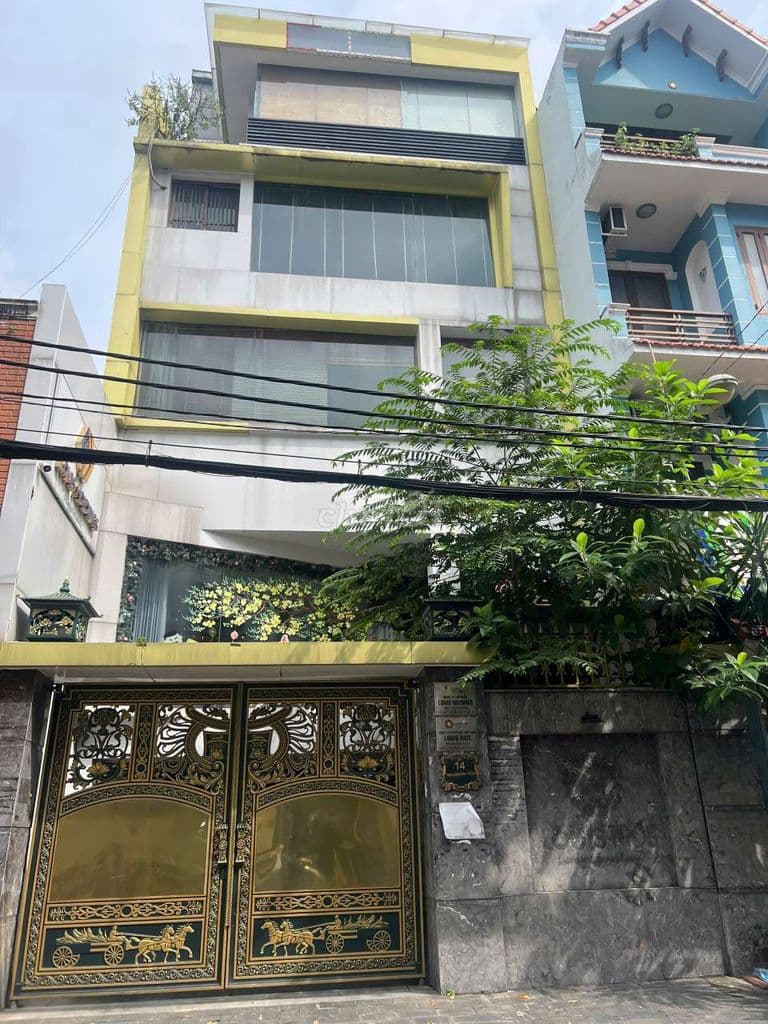 Chính chủ cần bán gấp tòa nhà 6 tầng