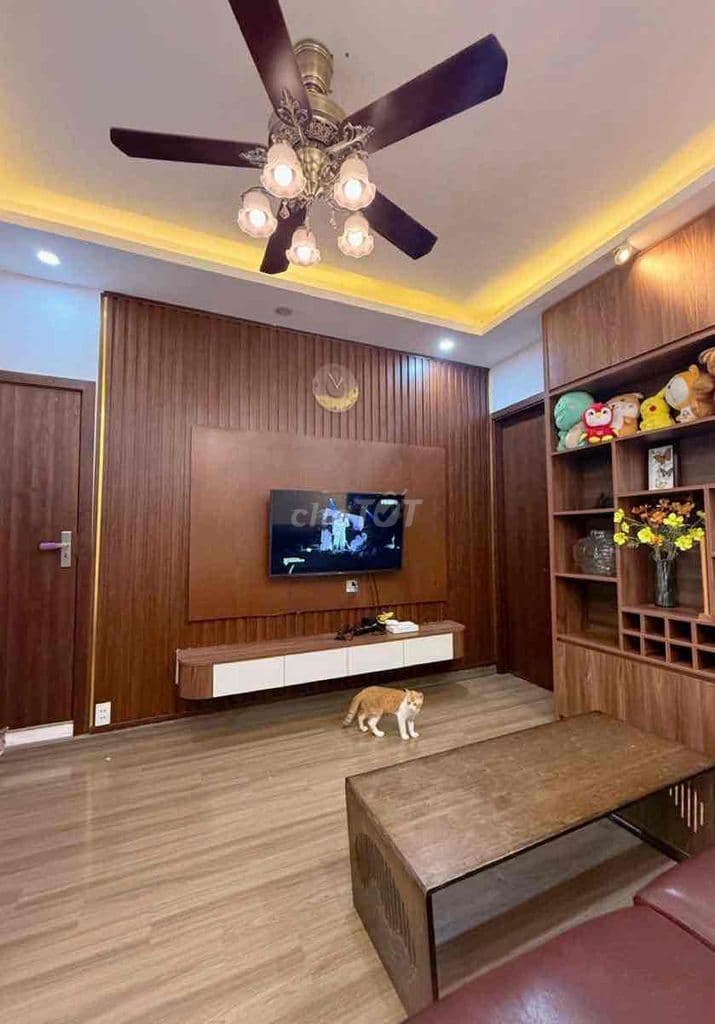 Bán nhà TT Khuất Duy Tiến, lô góc, ô tô tránh,view mặt đường