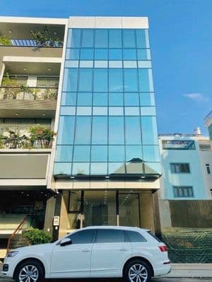 SIÊU PHẨM ỐP KÍNH -Cao Thắng,Quận 3-Có hầm, sàn suốt.Ngang 6m
