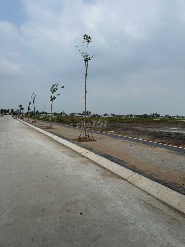 Hàng từ CĐT, thanh toán 25% nhận nền và sổ, hỗ trợ vay tối đa 80% - Ảnh 2