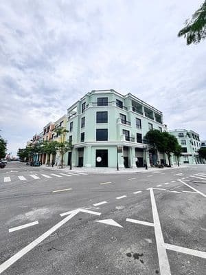 SHOWROOM/VĂN PHÒNG ĐẮC ĐỊA - 2 CĂN GÓC THÔNG 200m2