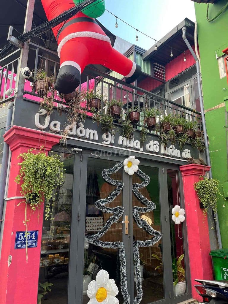 sang mặt bằng tiệm cafe bánh q1