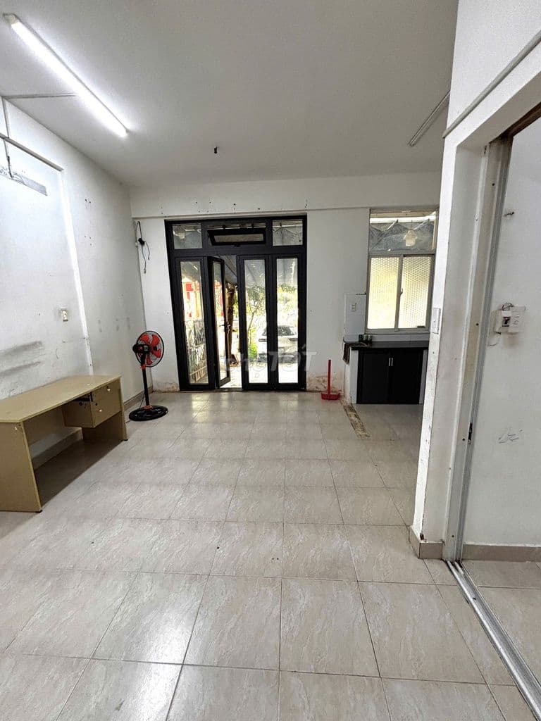 Cần bán căn shophouse ehome 3. phù hợp kinh doanh, giá 3,6 tỷ