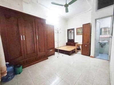 Nhà đủ đồ ngõ 55 Hoàng Hoa Thám, dốc Ngọc Hà