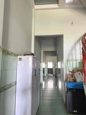 Nhà cho thuê 2 tầng 3pn đường Trường Sa