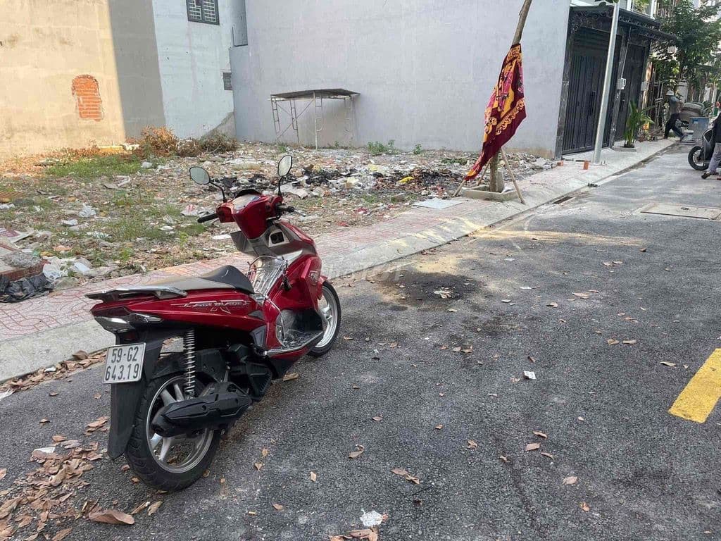 Lô đất đẹp full thổ cư hẽm 8m xây dựng tự do p trung mỹ tây q12