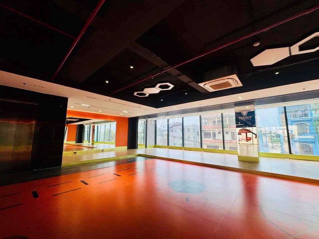 CHO THUÊ TÒA NHÀ MẶT TIỀN ĐINH BỘ LĨNH, P 24, BT - Ảnh 3