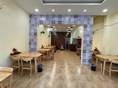 Cho thuê MBKD 3 tầng mặt tiền đường Nguyễn Văn Thoại gần Biển