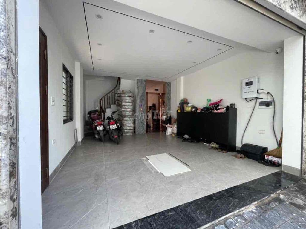 35/50 m 7 tầng mt 5.6 ô tô vào nhà phố ngọc lâm , long biên - Ảnh 2