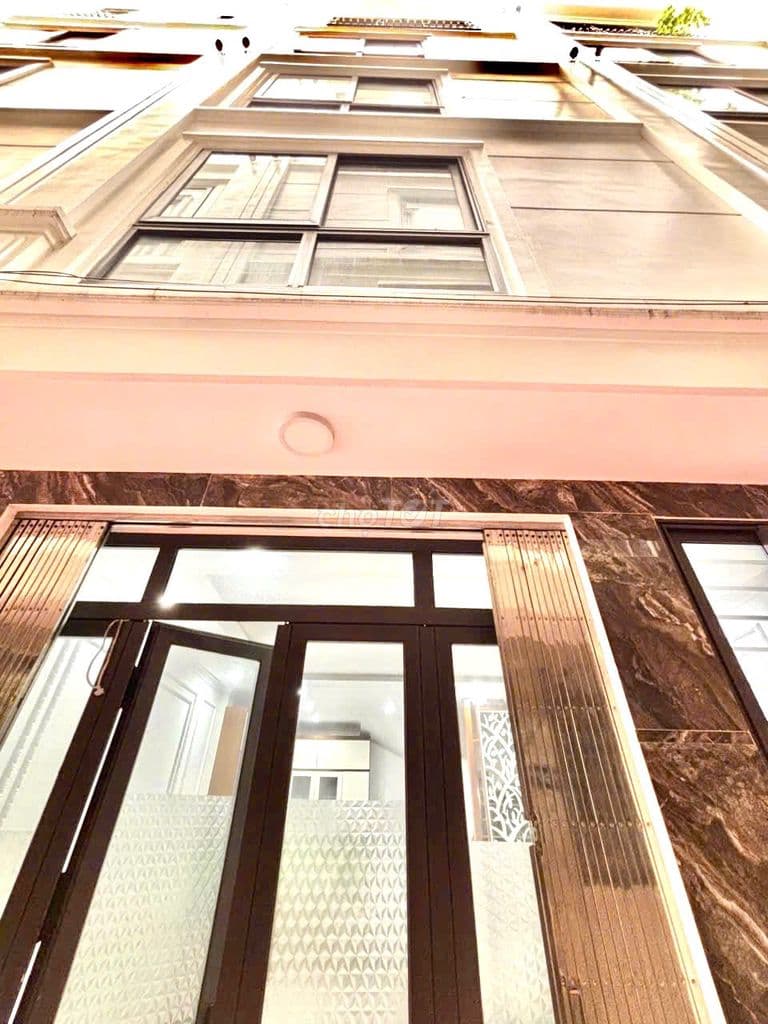 Chính chủ bán nhà 5 tầng tại số nhà 34G, ngõ 272 Ngọc Hồi.