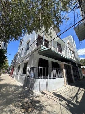 CHO THUÊ NHÀ 2,5 TẦNG 4 PHÒNG NGỦ KHU HỒ XUÂN HƯƠNG - GẦN BIỂN