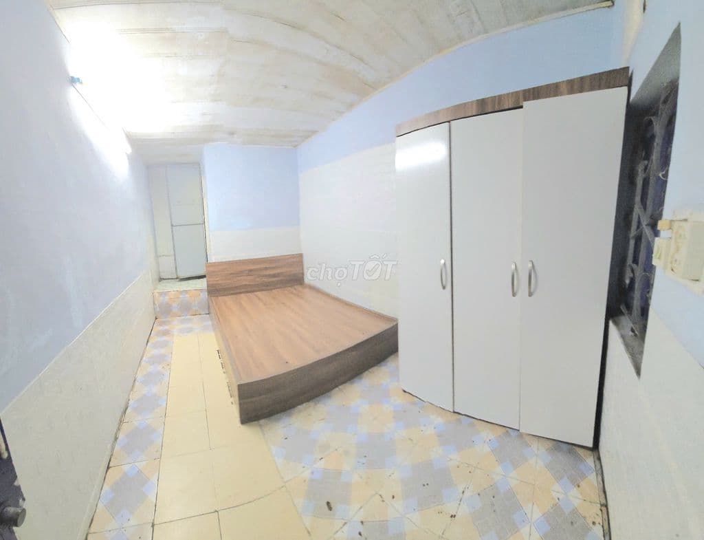 Full đồ, vs khép kín, điều hòa mới, nóng lạnh, 2.2tr/ph/th - Ảnh 2