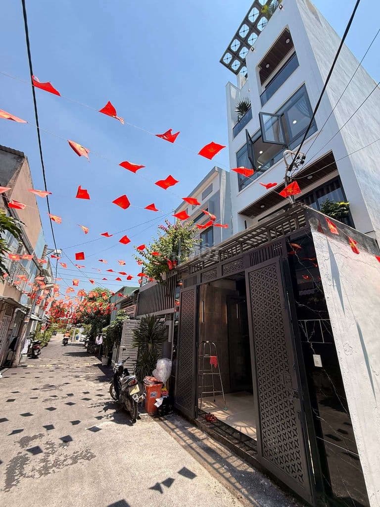 Nhỉnh 7 tỷ Siêu Phẩm 4m x 18m. 4 Tầng Có Thang Máy 1/ Thạnh Xuân 35 - Ảnh 2