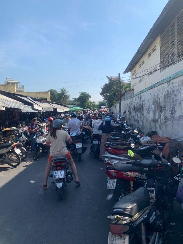 SẠP THỊT CHỢ THẠNH XUÂN HCM - Ảnh 3