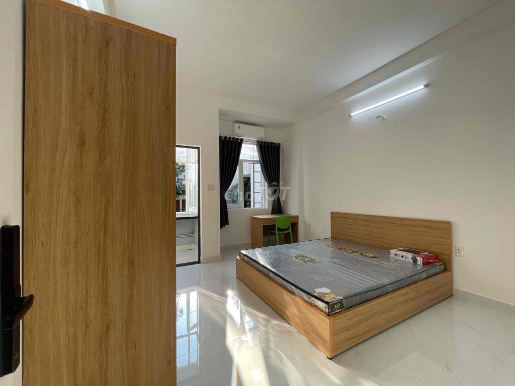 Căn hộ 1 Phòng ngủ - mới 100%. Full nội thất máy giặt riêng. Ban công - Ảnh 3