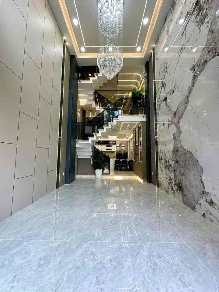 ✅Bán nhà Mai Văn Vĩnh Q7 . 4x18m 5 lầu KD sầm uất gần chợ trường hoc - Ảnh 2