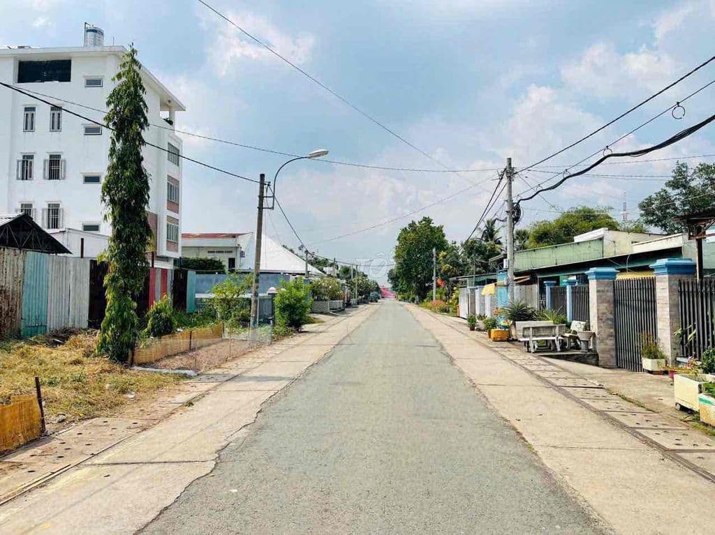 Chú Năm cần tiền gửi bán lô đất Tân Thông Hội giá thấp nhất thị trường - Ảnh 2