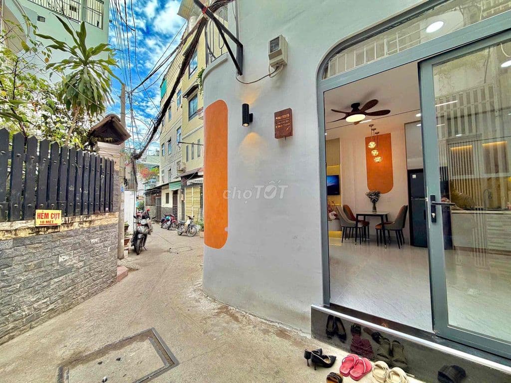 LÔ GÓC 2 MẶT HẺM - XE HƠI TỚI NHÀ 🔥 2 TẦNG BTCT - GẦN HÀNG XANH 🏡🧧 - Ảnh 3