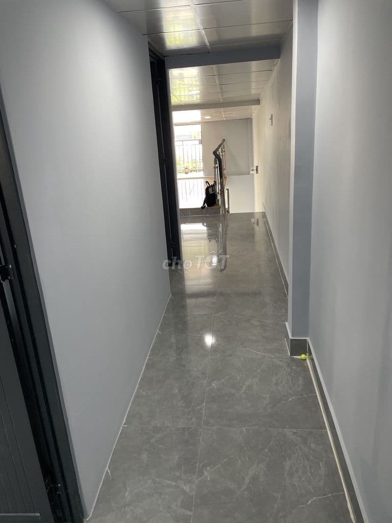 Bán nhà mới - Ảnh 2