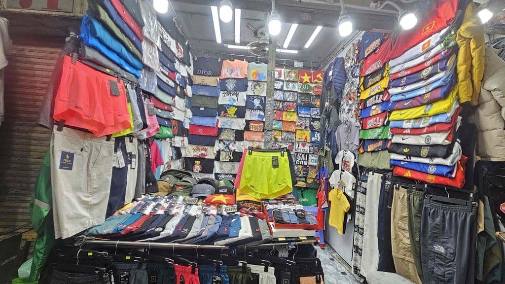 giá bán còn thương lượng sạp đôi chợ bến thành - Ảnh 3