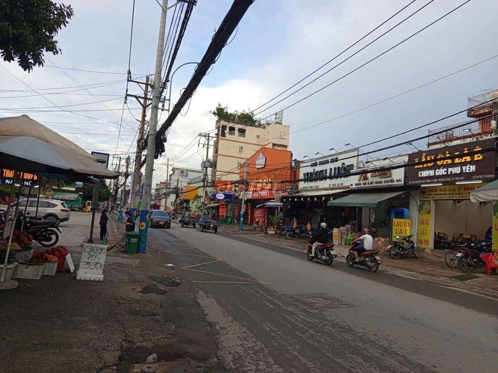 3 sổ nhà góc 2 mặt tiền Nguyễn Duy Trinh, Quận 2 - Ảnh 2