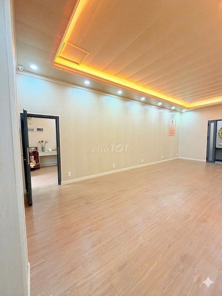 💎Nhà CMT8 NGANG KHỦNG 8x13 , CHỈ 8 TỶ, cách mặt tiền 15M 💵 - Ảnh 3