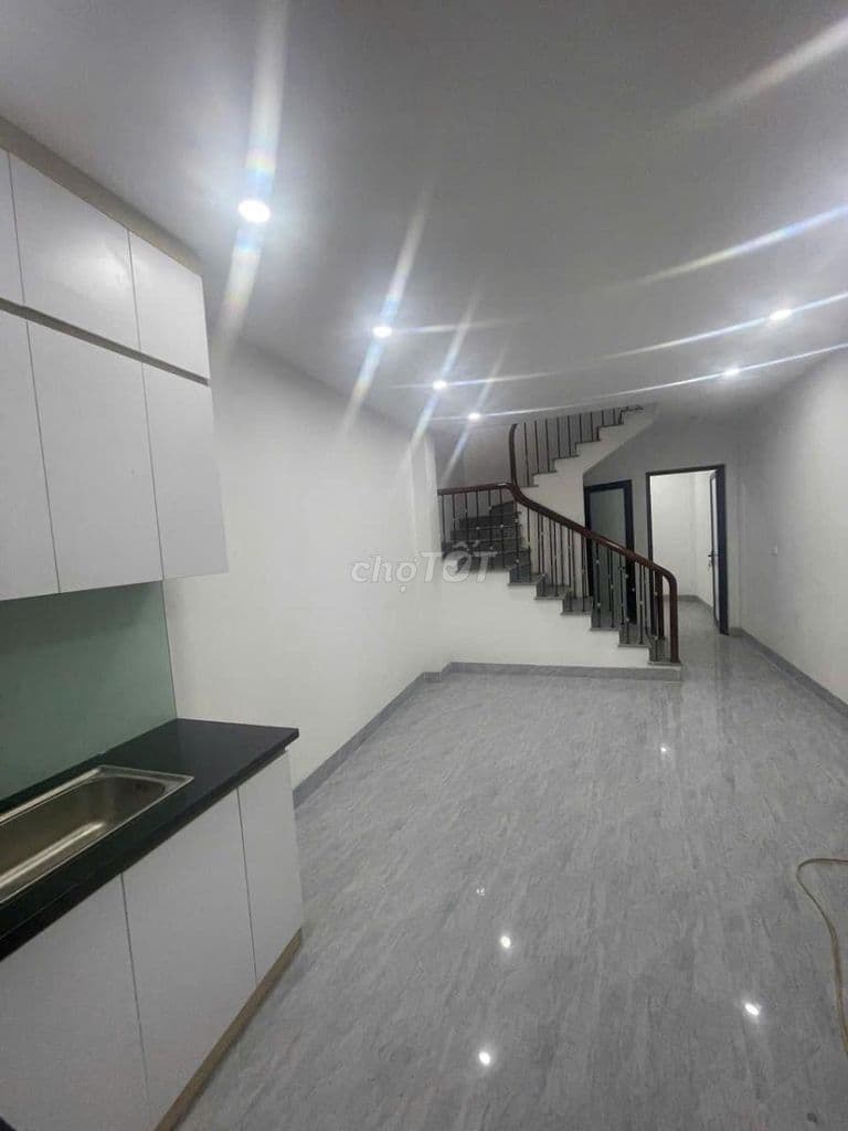 NHÀ NGAY CẦU TÓ, CẦU BƯƠU ĐI VÀO. 2Tx45m 3PN CHỈ HƠN 1 TỶ - Ảnh 2