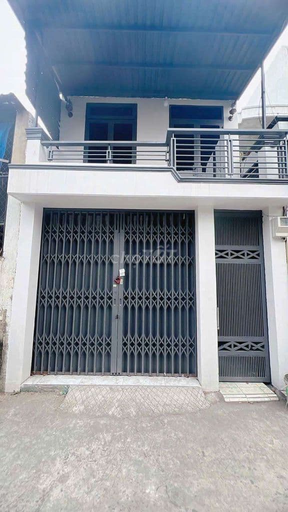 Nhà đúc 2 tầng - 4 x 20- hẻm xe tải chợ Bình Thành - Bình Tân