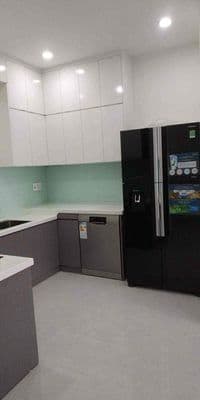 cho thuê căn hộ rirstar 3pn