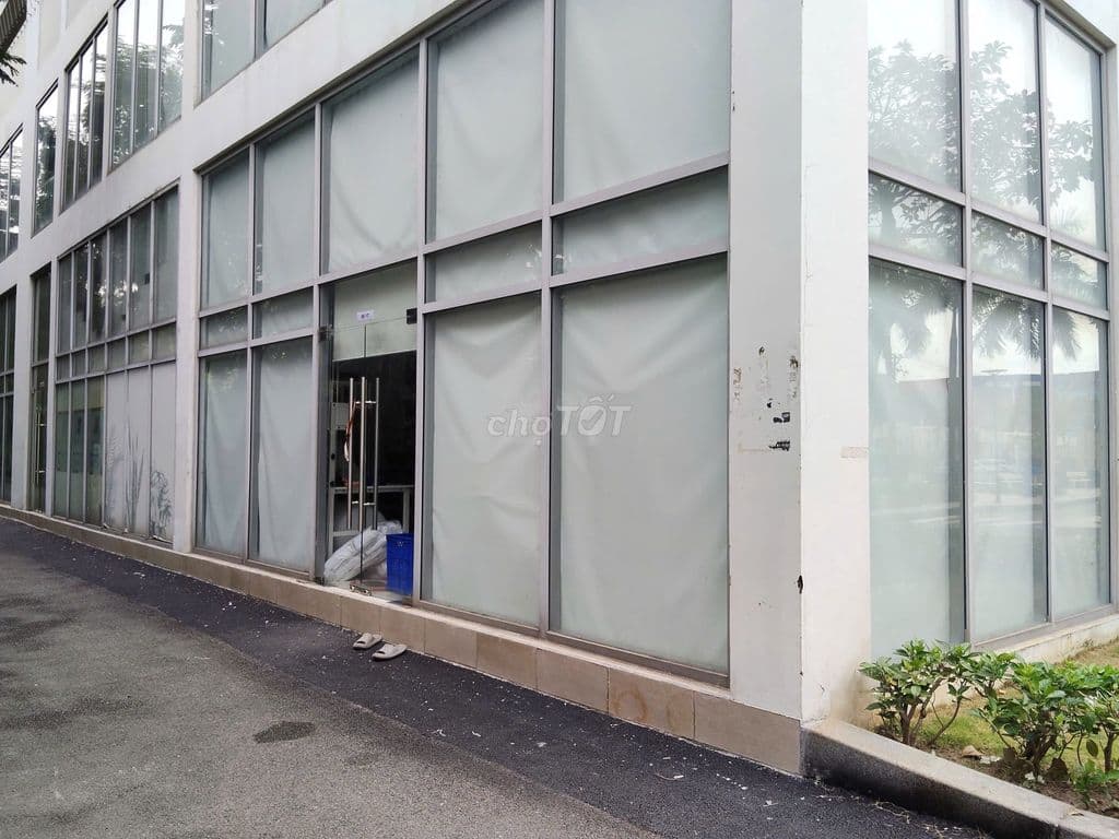 BÁN CĂN GÓC SHOPHOUSE LUXGARDEN Q7, SỔ HỒNG - Ảnh 3