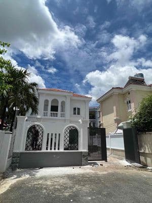 Cho Thuê Biệt Thự Vườn 550m2 - P.Long Bình Tân - Giá: 15tr