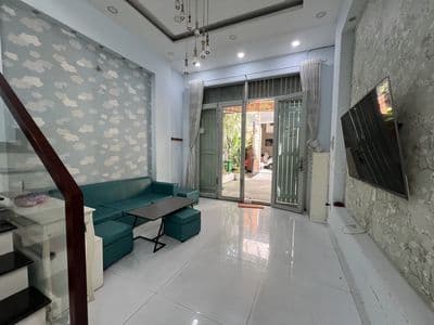 Nhà nguyên căn full nội thất 1/ Lê Văn Thọ P.11, 4 tầng, HXH giá 12tr