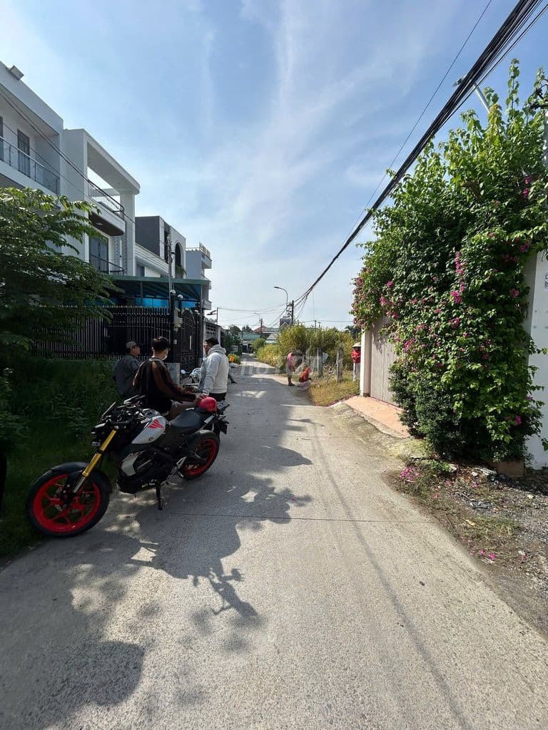 Bán đất bình chánh 620triệu,Mặt tiền tập đoàn 8, Sau thpt bình chánh